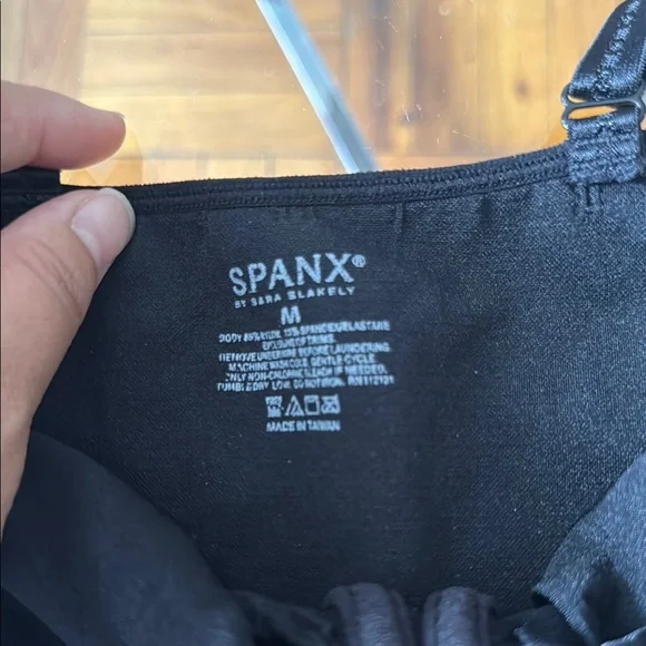 Shapewaer Spanx Black Women's Intimate Bodysuit - Picture 9 of 11